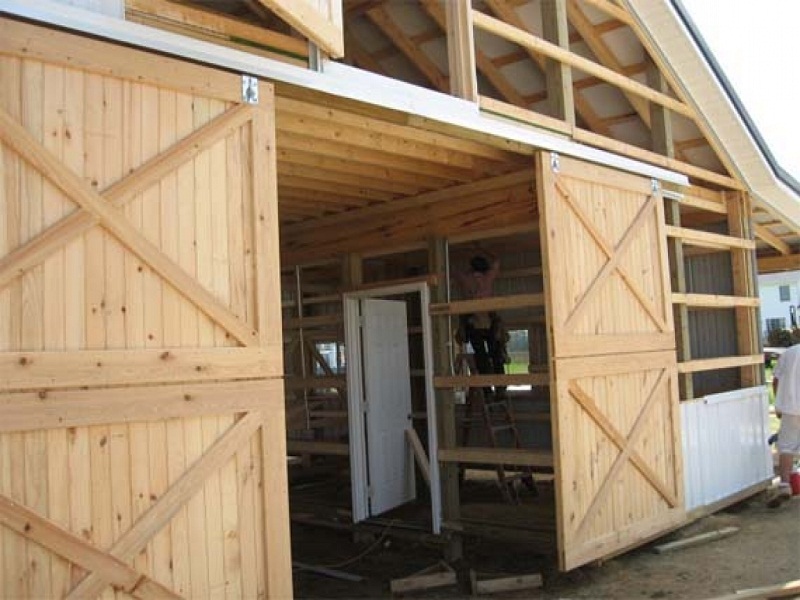 How To Build A Sliding Barn Door - Learn How To