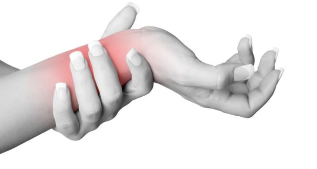 How To Treat Sprained Wrist Learn How To 